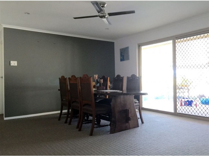 6 Leonarda Drive, Arana Hills QLD 4054