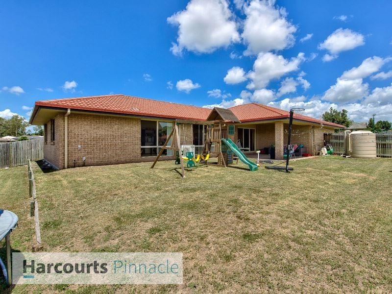 1 Redcedar Place, Morayfield QLD 4506