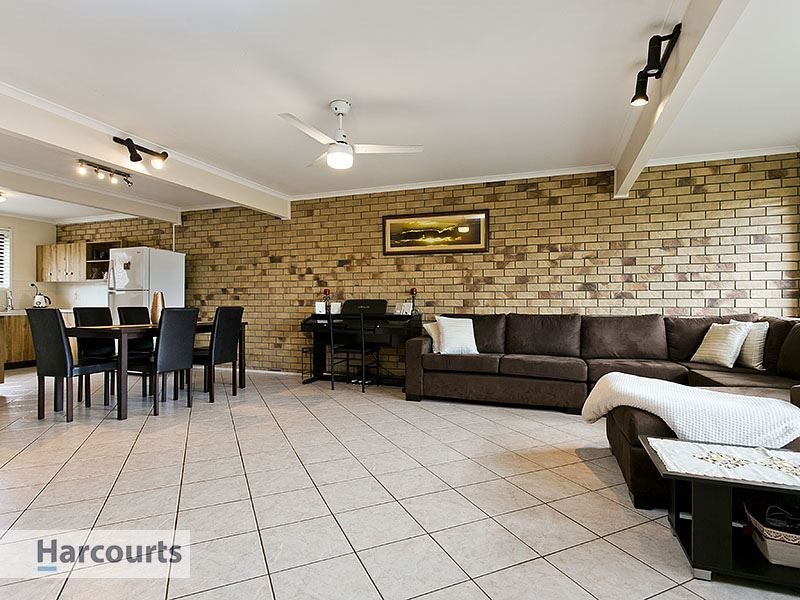 5/1 Armstrong Street, Petrie QLD 4502