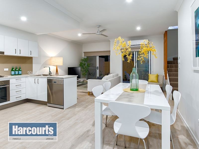 2/97 Gillies Street, Zillmere QLD 4034