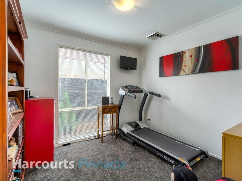 198 Saturn Cr, Bridgeman Downs QLD 4035