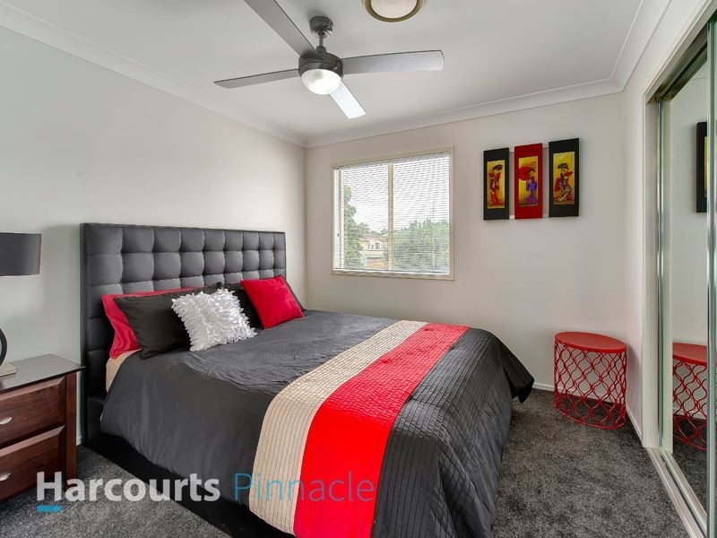 198 Saturn Cr, Bridgeman Downs QLD 4035