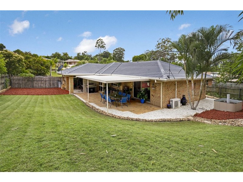 13 Cania Street, Petrie QLD 4502