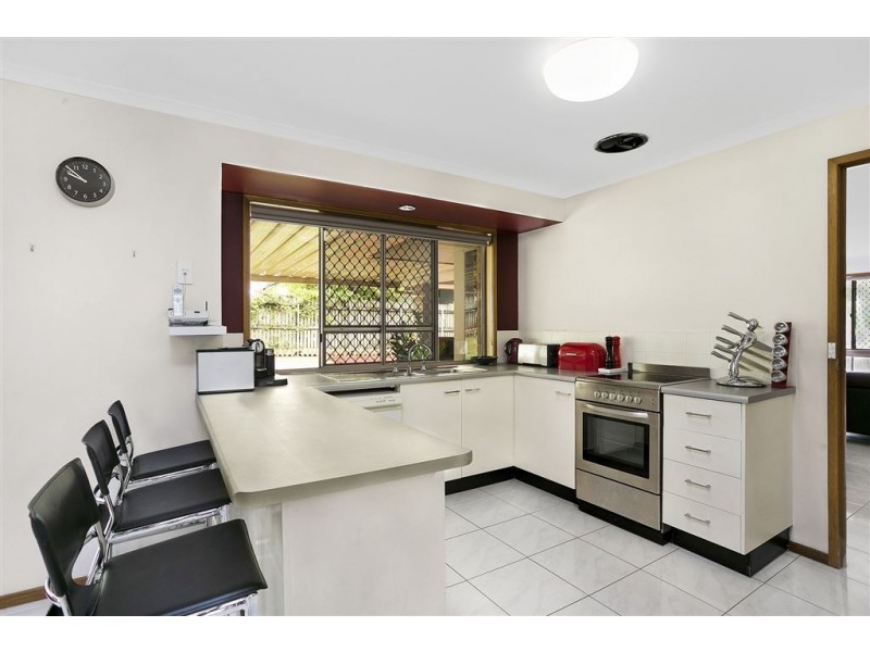 13 Cania Street, Petrie QLD 4502