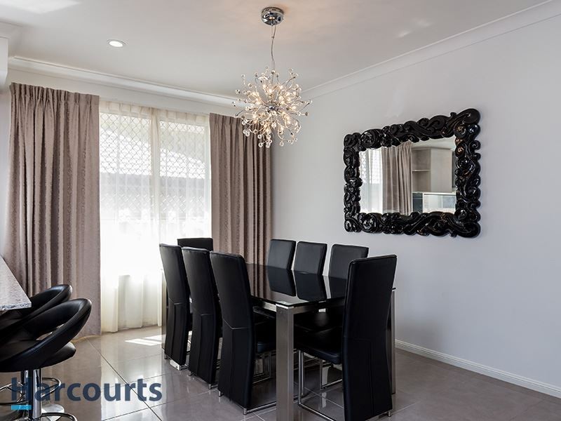 27 Fleet Circuit, Bray Park QLD 4500