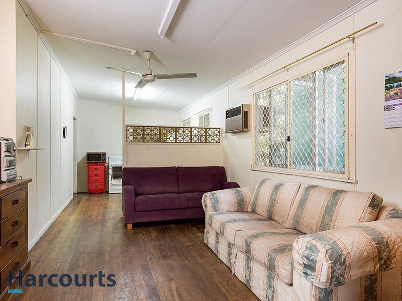 17 Windsor Place, Deception Bay QLD 4508