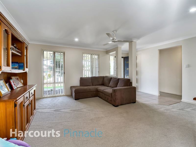 11 Bluegrass Place, Morayfield QLD 4506