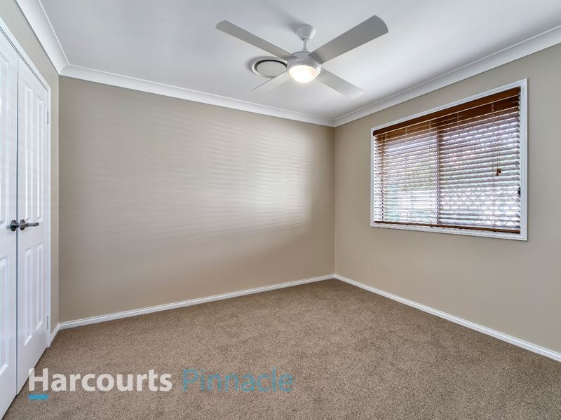 3 Brookland Close, Bridgeman Downs QLD 4035