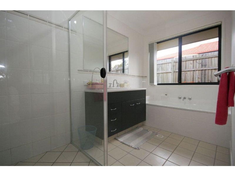 5 Wirragrove Cct, Kallangur QLD 4503