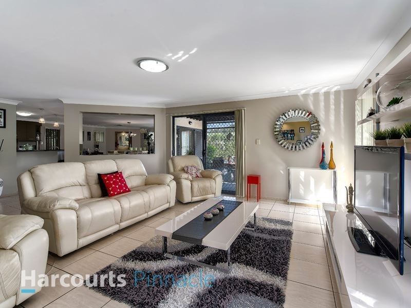 81 Faheys Road West, Albany Creek QLD 4035