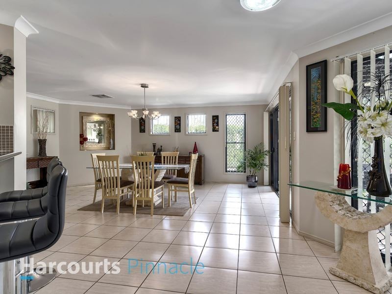 81 Faheys Road West, Albany Creek QLD 4035