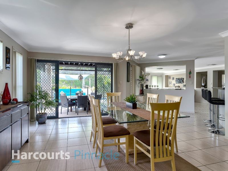 81 Faheys Road West, Albany Creek QLD 4035