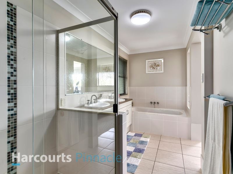 81 Faheys Road West, Albany Creek QLD 4035