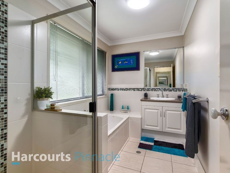 81 Faheys Road West, Albany Creek QLD 4035