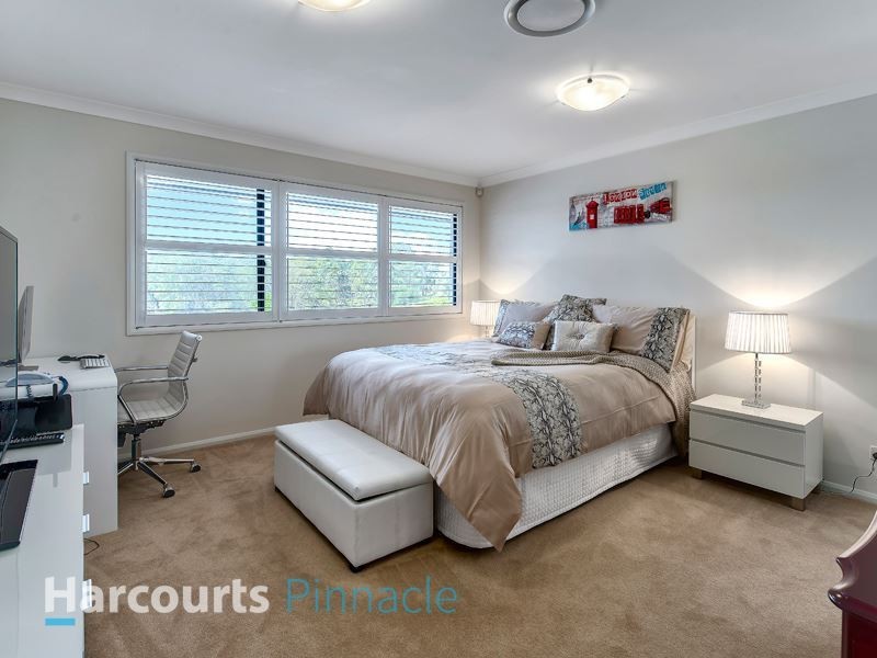 12 Sovereign Place, Bridgeman Downs QLD 4035