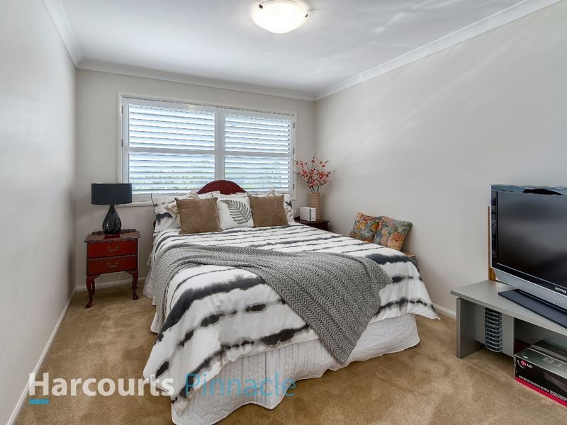 12 Sovereign Place, Bridgeman Downs QLD 4035