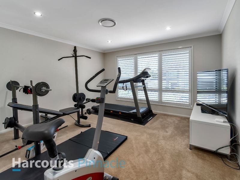 12 Sovereign Place, Bridgeman Downs QLD 4035