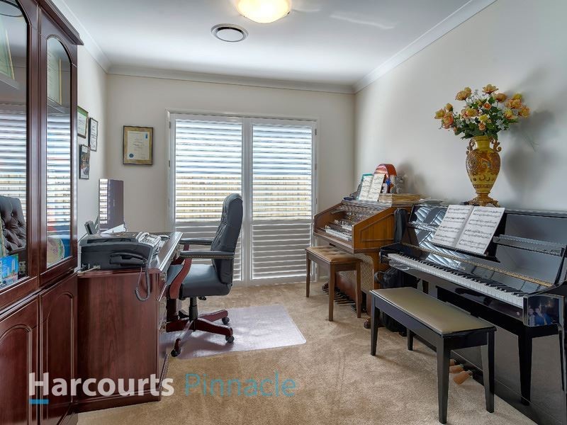 12 Sovereign Place, Bridgeman Downs QLD 4035