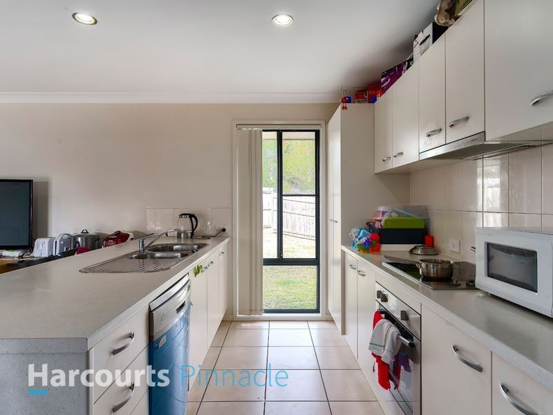 3 Star Place, Morayfield QLD 4506