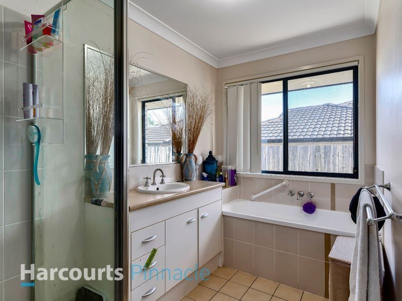 3 Robinia Court, Morayfield QLD 4506