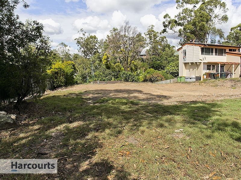 12 Yingally Dr, Arana Hills QLD 4054