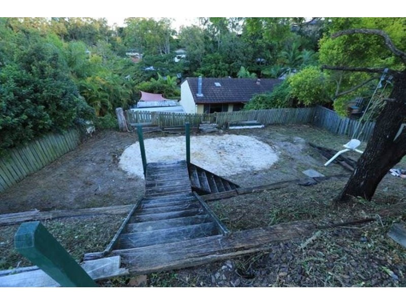 12 Yingally Dr, Arana Hills QLD 4054