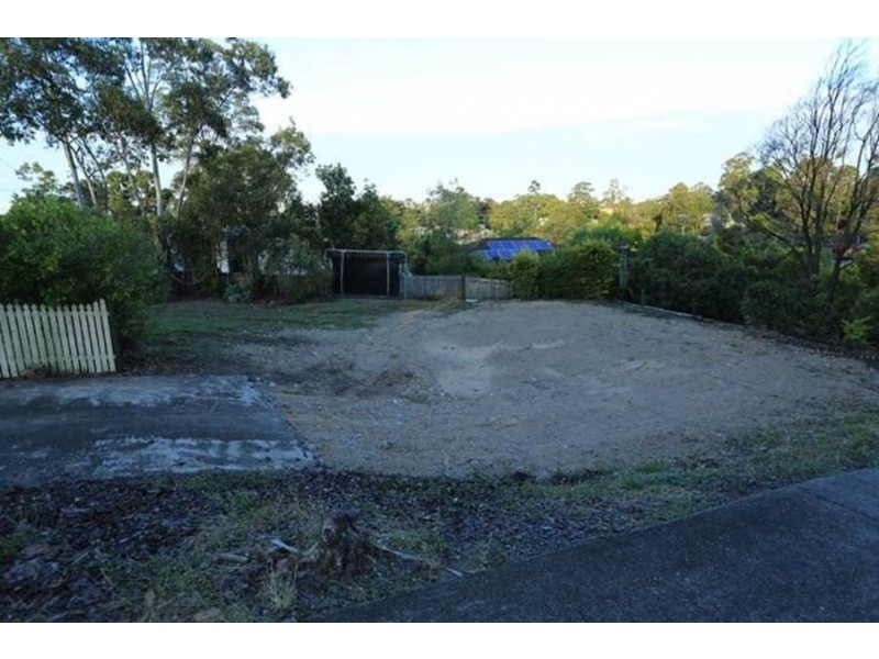 12 Yingally Dr, Arana Hills QLD 4054