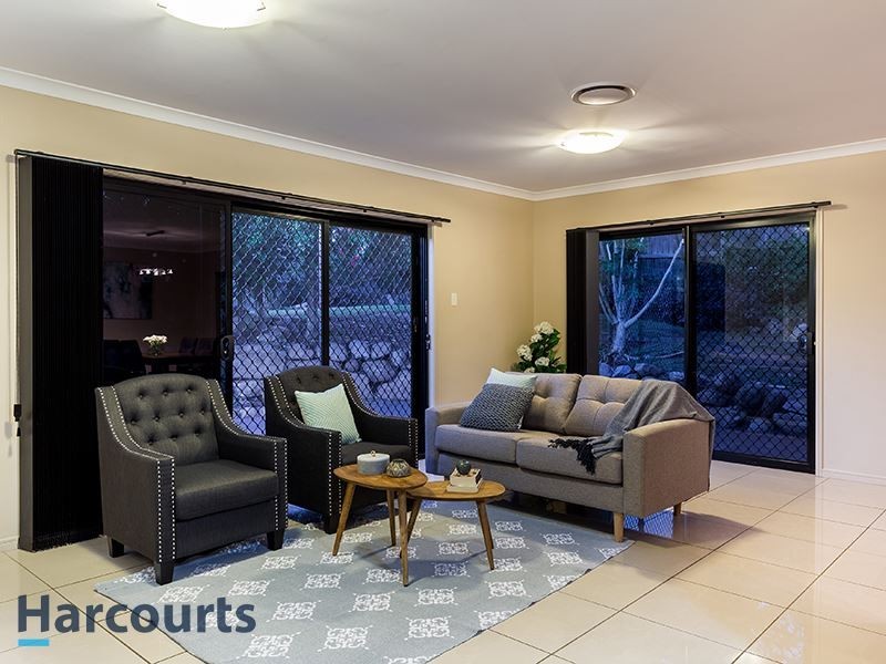 7 Rene Court, Cashmere QLD 4500