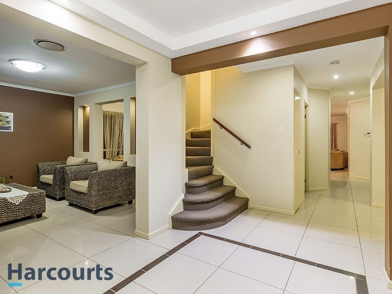65 Castlewellan Cct, Warner QLD 4500