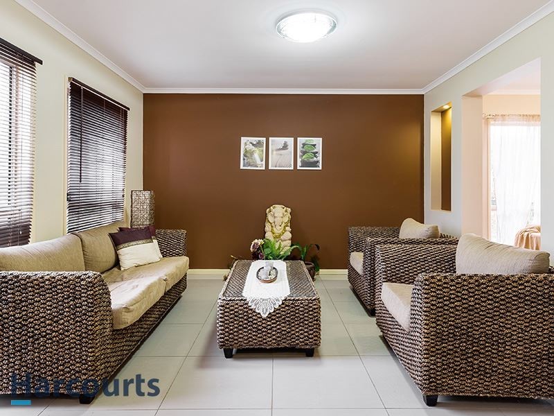65 Castlewellan Cct, Warner QLD 4500