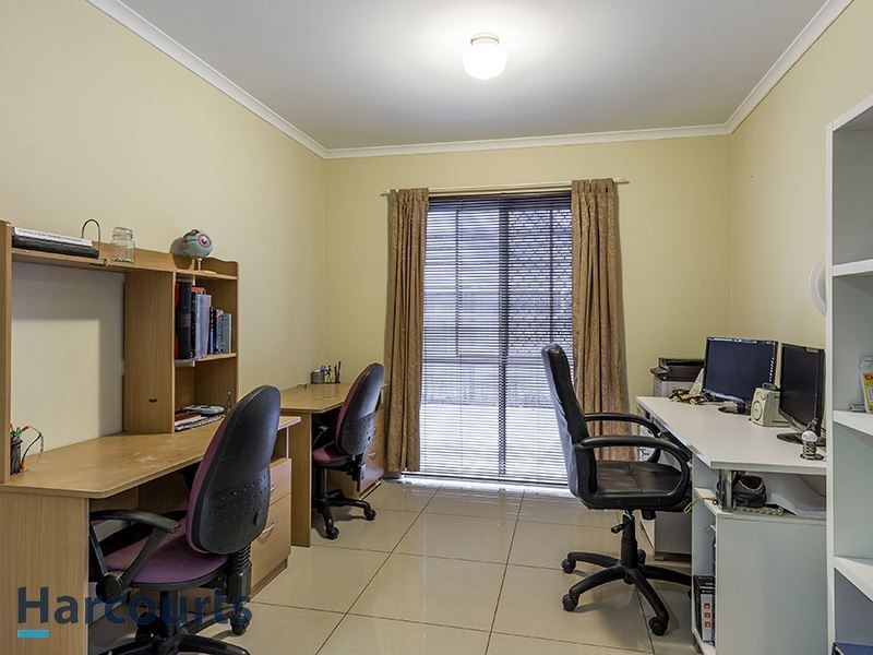 65 Castlewellan Cct, Warner QLD 4500