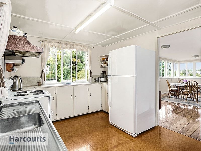 75 Glen Retreat Rd, Mitchelton QLD 4053