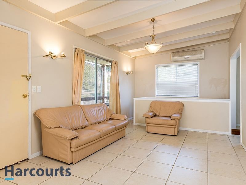 18 Factory Street, Kallangur QLD 4503