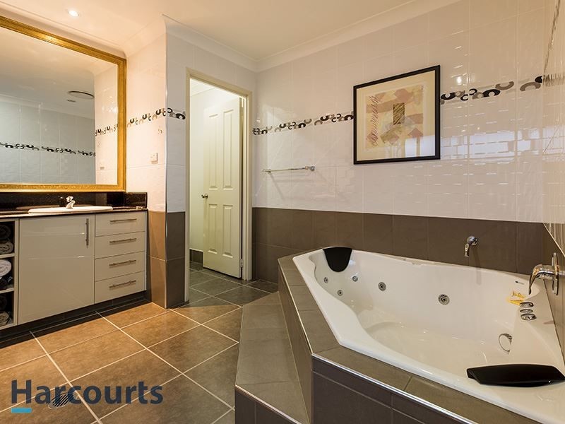 24 Lakeview Terrace, Murrumba Downs QLD 4503