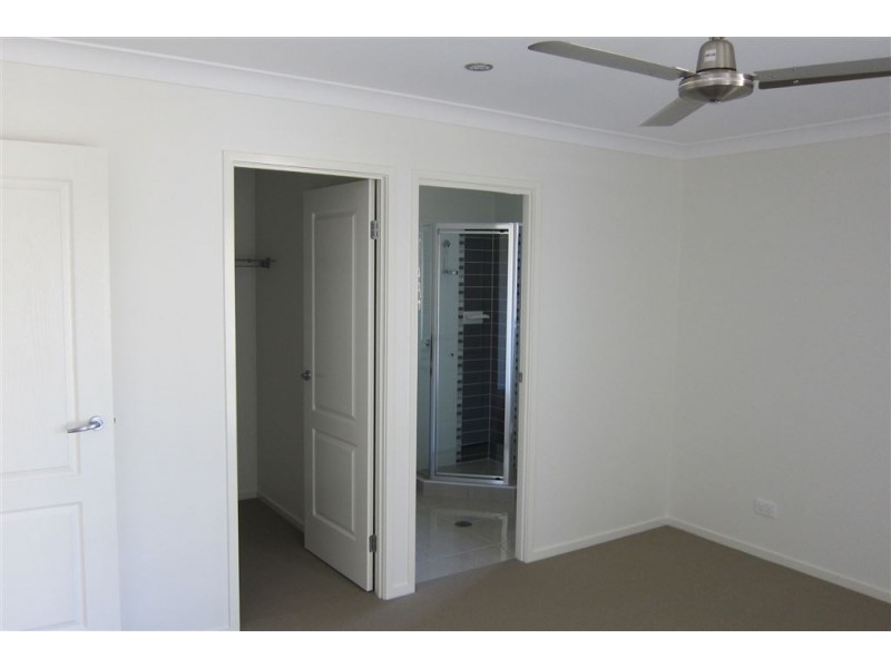 10 Kamala Street, Morayfield QLD 4506