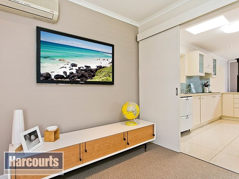 1 Lockrose St, Mitchelton QLD 4053