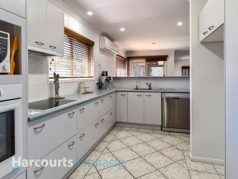 29 Oxford Crescent, Bridgeman Downs QLD 4035