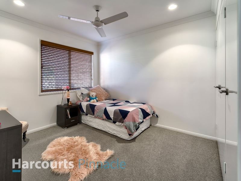 29 Oxford Crescent, Bridgeman Downs QLD 4035