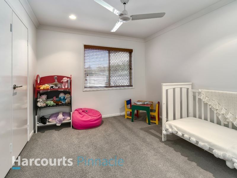 29 Oxford Crescent, Bridgeman Downs QLD 4035