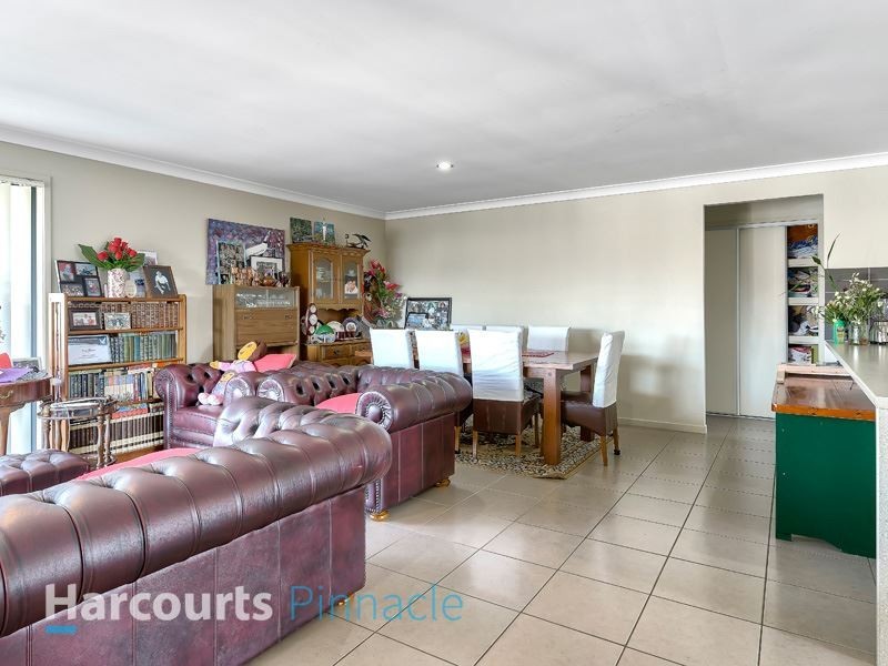 33 Lomandra Drive, Morayfield QLD 4506