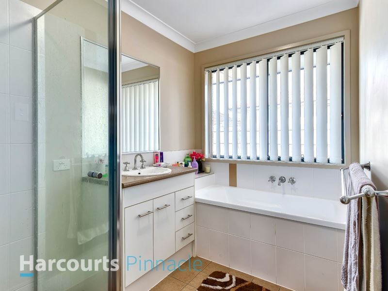 33 Lomandra Drive, Morayfield QLD 4506