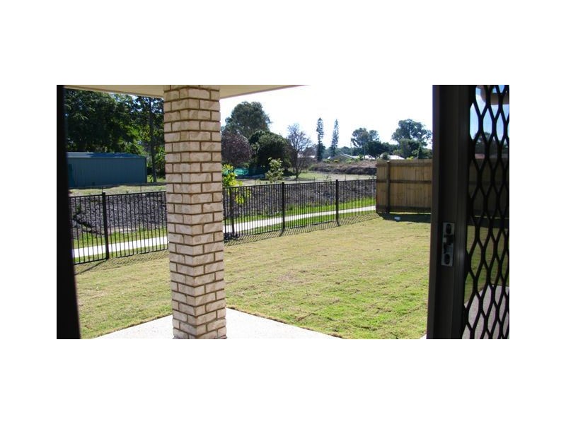 16 Shallows Place, Bellmere QLD 4510