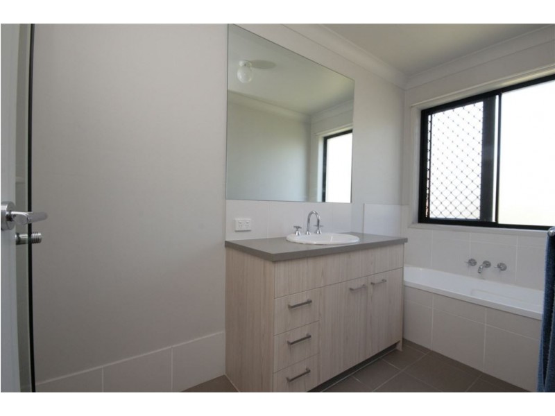 35 Waterlily Circuit, Carseldine QLD 4034