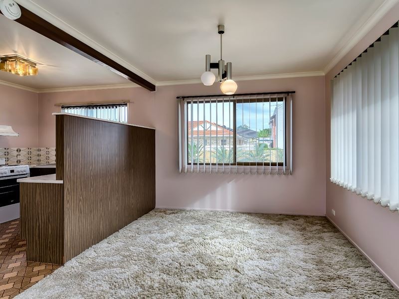 11 Dimboola Street, Bridgeman Downs QLD 4035