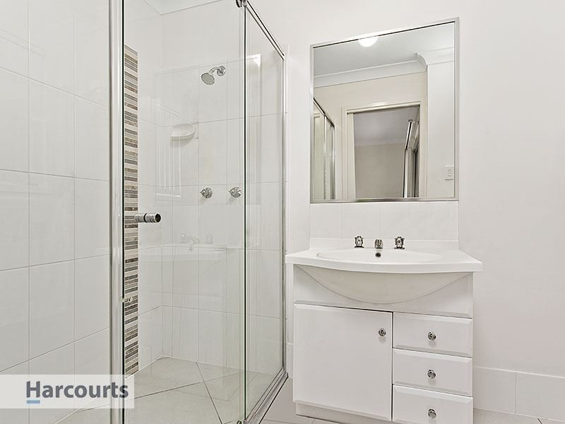 2/64 Frenchs Rd, Petrie QLD 4502