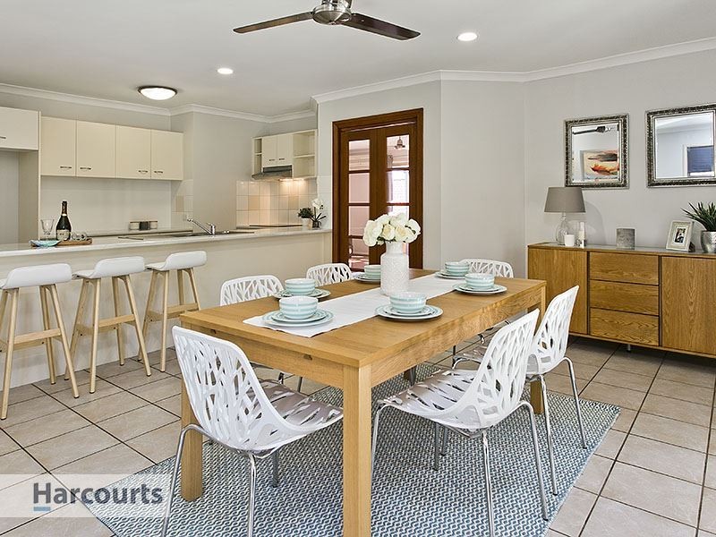 24 Hillenvale Avenue, Arana Hills QLD 4054