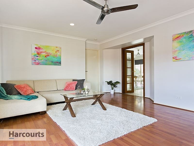 24 Hillenvale Avenue, Arana Hills QLD 4054