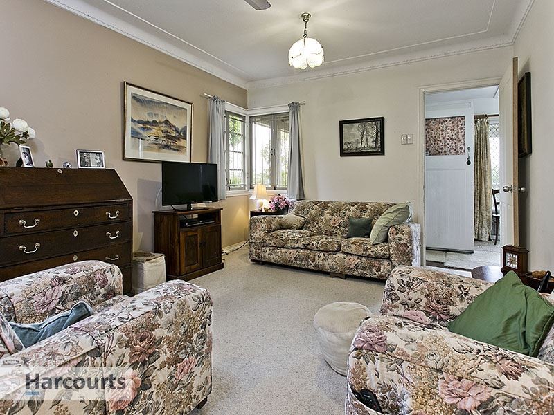 24 Kooya Road, Mitchelton QLD 4053