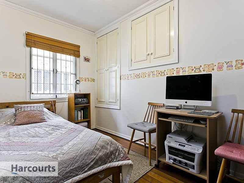 24 Kooya Road, Mitchelton QLD 4053