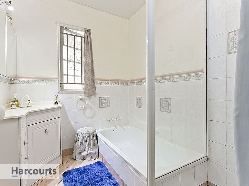 24 Kooya Road, Mitchelton QLD 4053